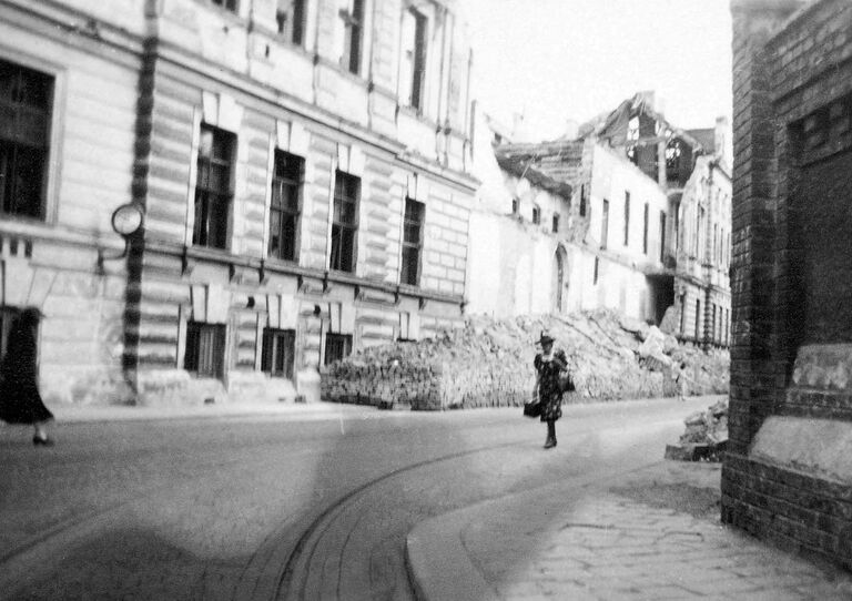 Die zerbombte Vinzenzgasse.